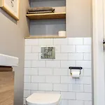 Mieszkanie Z Duzym Terasem W Warszawie Appartement Warschau