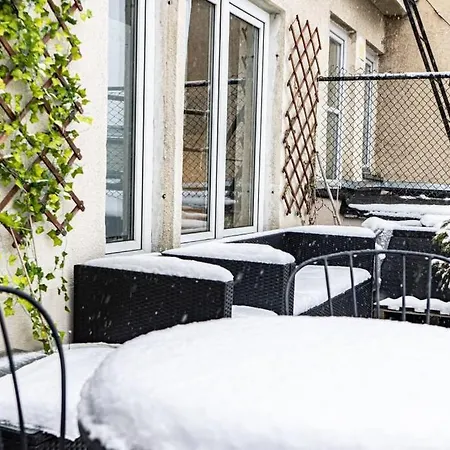 Mieszkanie Z Duzym Terasem W Warszawie Apartmán *