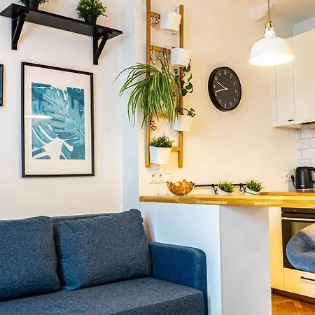 Apartment Mieszkanie Z Duzym Terasem W Warszawie *