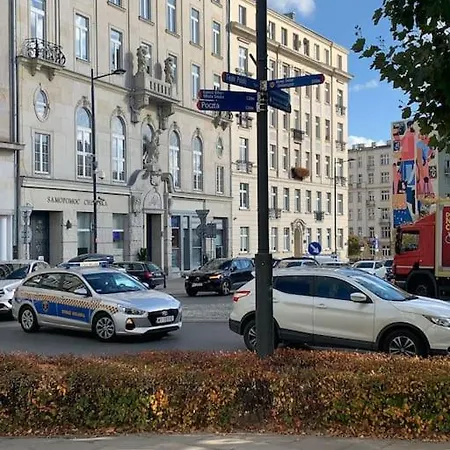 아파트 Mieszkanie Z Duzym Terasem W Warszawie *