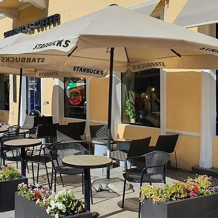 Lejlighed Mieszkanie Z Duzym Terasem W Warszawie Warszawa